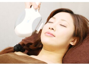 トータルビューティーサロン ヴィヴィエ(ViVier)/オーロラフェイシャル