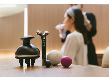フェイスリフトジム 銀座店(FACE LIFT GYM)の写真/YA-MAN（ヤーマン）の最先端技術の美容機器でお悩みケア!お客様のスタイルに合わせたお手入れ♪