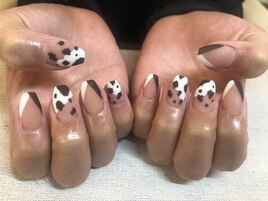 牛柄ネイル