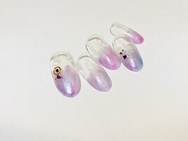 キラキラグラデーションネイル