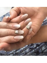 アンバー(Amber)/ホワイトグラデーション☆