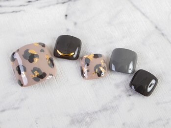 シシ(SiSi)/#フット #アート #レオパード