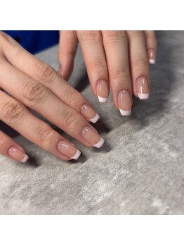 ルート12/かわいいフレンチネイル