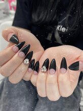 ウズ(UZU)/フレンチネイル