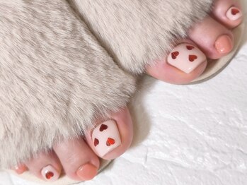 ラウ(Lau)/ハートネイル¥５５００