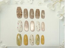 ルビークラウン(Ruby Crown)/11月定額　6980円（税込）