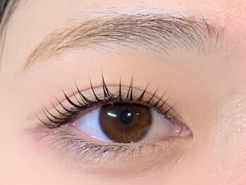 まつげエクステ専門店 ビューティーアイラッシュ コロワ甲子園の写真/【ナチュラル派には】まつげパーマでオフィスでも浮かない上品な目元に★マツエク120本がおすすめ♪