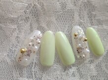 ネイルアンドアイラッシュスタジオ シュシュ(chouchou)/ピスタチオ・ホロアート