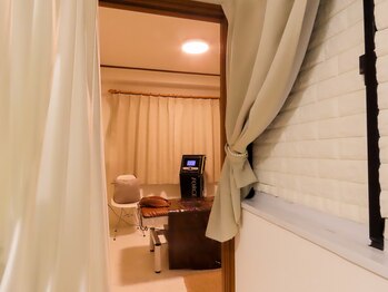 サロン ド プレジール(Salon de Plaisir)/完全個室もあります