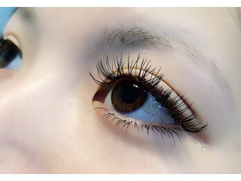 キュアバイアニーアンドジーノ(Qa by Annie&Gino)/下まつげエクステももちろん♪