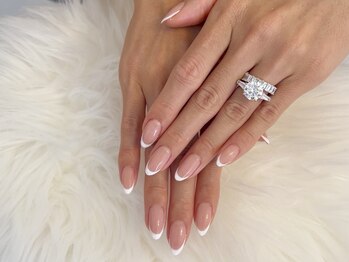 イーネイル(ENAIL)/上品フレンチネイル