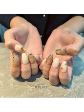 リッシュ(RICHE)/春色バターイエローネイル