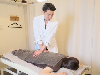 ミノリノモリ(Minorinomori)の写真/【肩こり/首こり/頭痛でお悩みの方必見!】原因になっている骨盤の歪みを根本改善し、施術後からスッキリ!