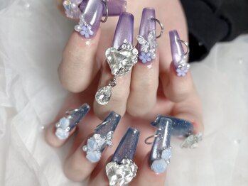 リーフ(Leaf)の写真/ジェルとスカルプの良いとこ取りの新技術で長さだし☆自爪の負担を最小限に抑え今より強い自爪も叶う♪