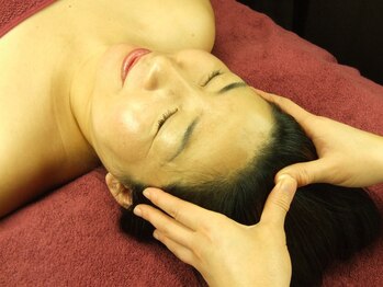 からだリフレッシュ工房 八重洲店/頭と首のマッサージ