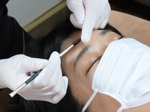 フェリス(FELIZ)/ハリウッドブロウリフト