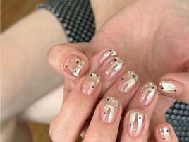 ちゅるん透明感ネイル