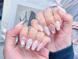 シンプルレースネイル