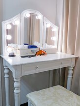 ロイヤルラウンジホワイトニング 銀座店/店内風景2/セルフホワイトニング