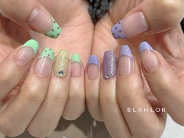 カラーフレンチネイル