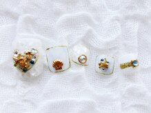 ネイリシャス(NAILICIOUS)/シェルの敷き詰めがポイント♪