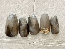 グレー×ゴールドニュアンス