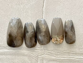 エムドットネイル 池袋(m.nail)/グレー×ゴールドニュアンス