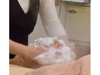 エムズサロン/フェイシャルコースの泡洗顔