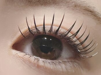 エミーアイラッシュ 大通店(Emii Eyelash)/フラットラッシュ上下180本