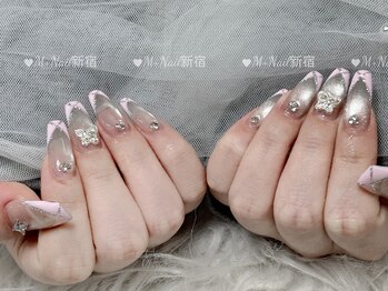 エムプラスネイル 新宿(M+Nail)/長さ出し★持ち込み