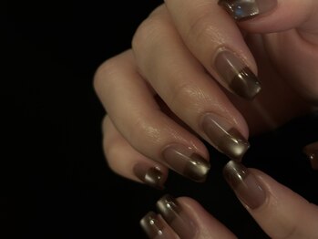 Fragola Nail Studioの写真/仕事帰りのお楽しみに！いちご金賞レストラン併設の極上空間で、お友達と癒やしの個性派ニュアンスネイルを
