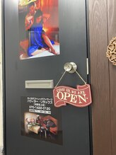 パウイダー リラックス 中野坂上店/玄関前