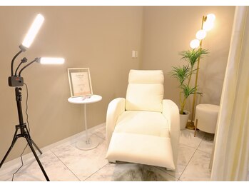 ヴェルデ 八尾/アイラッシュ専用個室