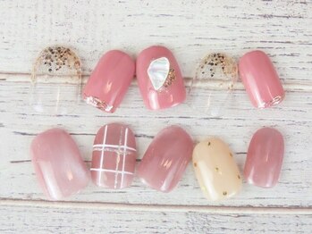 ネイル アンド アイラッシュ ニコニコ(niconico)の写真/【SNSで話題のマグネットネイル導入!!】長く通える明確プライスはいつもキレイでいたい女性の強い味方☆