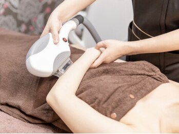 ミロク(369)の写真/脱毛しながら美肌ケア♪フォト効果×痛みの少ない最新技術。都度払いOKで、産毛・白髪まで徹底ケア!