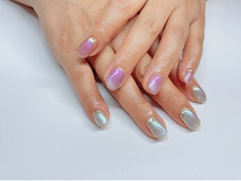 サロンドリスブラン(Salon du lys blanc)/