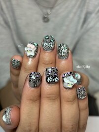 キラキラネイル