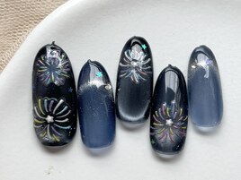 花火ネイル/8000円