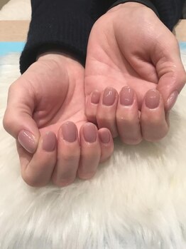 透け感のあるワンカラー