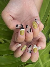 ムーラン(mulan)/牛柄ネイル