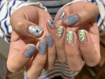 ハンドフィッシュ(handfish)/ギラギラ個性派レタリングアート