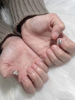 ミニョンネイル(mignon nail)/ちゅるんグラデーションネイル