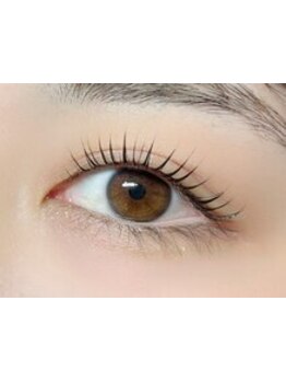 ナチュラル上品な目元にしたい