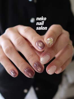 ネコ(Neko)/マグネット　フラワー　キラキラ