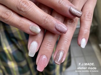 アトリエ メイド(atelier made)/高彩度マグネットネイル¥5,990