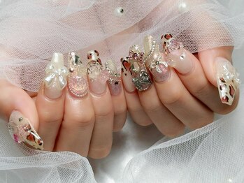 ヒョウ柄　リボン　バラネイル