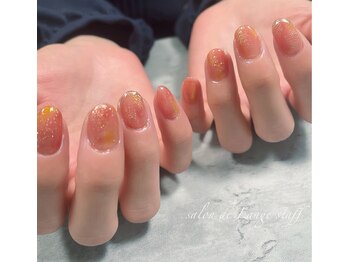 サロンドランジェ(salon de Lange)/ニュアンスネイル