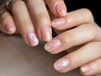 バタフライニュアンスネイル