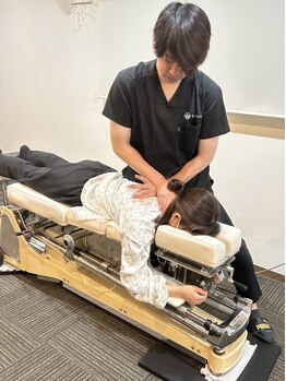 カラダエイト(KARADA8)の写真/《経験豊富なスタッフによる的確な施術》体の歪みの原因に直接働きかける施術でスッキリ感に大満足◎