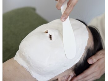 アロマセラピーサロン クオーレ(Cuore)/きゅっと小顔に引締めマスク